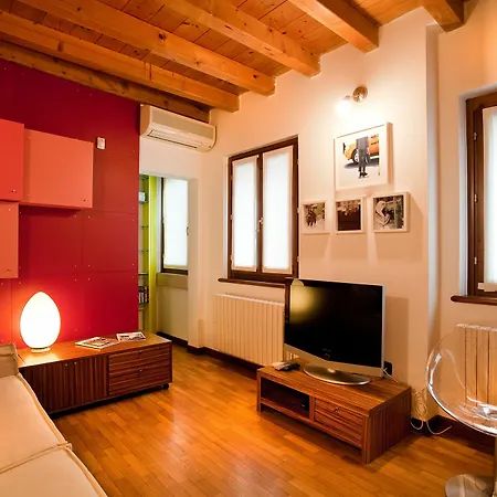 Апартаменты For Rent Travelers House